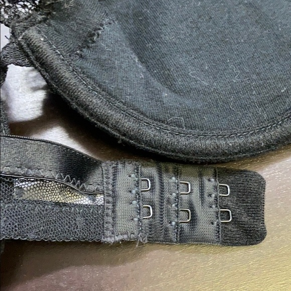 Hurt Lace Bra 34C - Picture 8 of 16